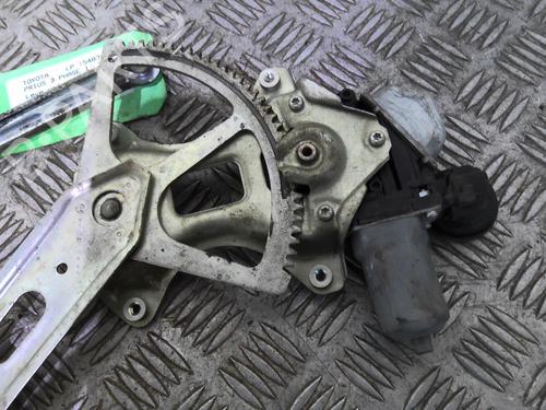 Used Front left window mechanism Front left window mechanism TOYOTA PRIUS (_W3_) 1.8 Hybrid (ZVW30) (136 hp) 20359103 20359103