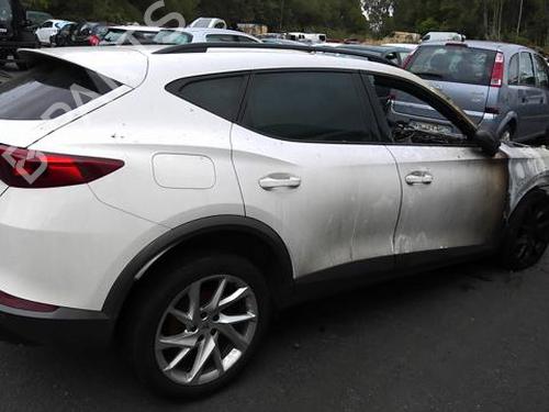 Left taillight CUPRA FORMENTOR (KM7, KMP) 1.4 e-Hybrid | BP32482208C34  - Image 14