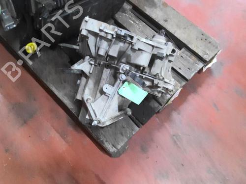 Used Gearbox RENAULT CLIO II (BB_, CB_) 1.2 16V (BB05, BB0W, BB11, BB27, BB2T, BB2U, BB2V, CB05,... (75 hp) 27214135