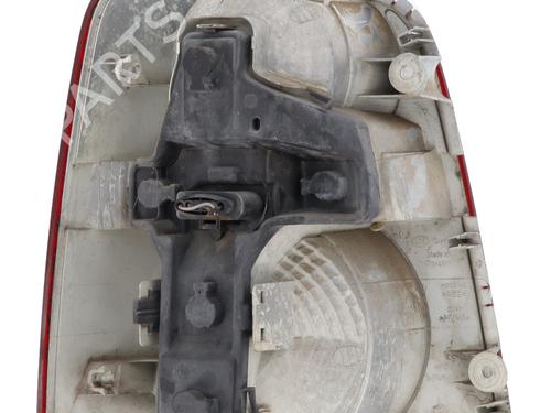 Right taillight VW TOURAN (1T1, 1T2) 1.9 TDI | BP23996038C35 