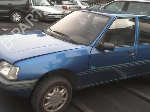 Right mirror PEUGEOT 205 II (20A/C) 1.8 XDT | BP21592032C27