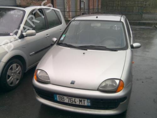 Left headlight FIAT SEICENTO / 600 (187_) 1.1 (187AXB, 187AXB1A, 187AXC1A02) | BP21999426C28 