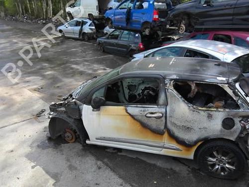 Right front window switch CITROËN DS3 (SA_) 1.6 HDi 90 | BP38726186I26 - Image 17