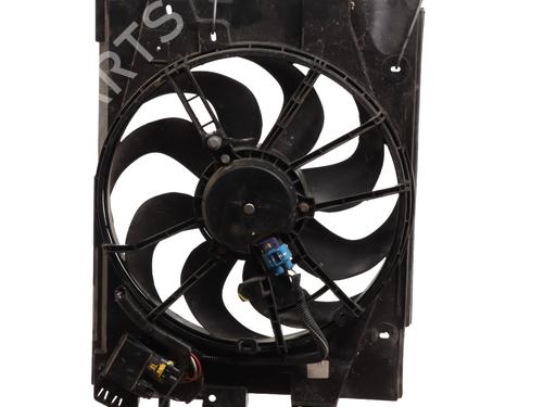 Used Radiator fan DACIA SANDERO II TCe 90 (B8M1, B8MA, B8AC) (90 hp) 28211072