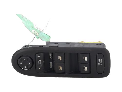Used Left front window switch Left front window switch CITROËN C3 II (SC_) 1.4 HDi 70 (SC8HZC, SC8HR0, SC8HP4) (68 hp) 25136957 25136957