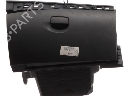 Used Glove box RENAULT MEGANE III Hatchback (BZ0/1_, B3_) 1.5 dCi (BZ0C) (90 hp) 29407656
