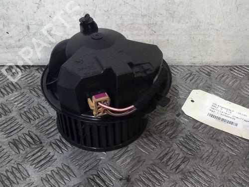 Used Heater blower motor Heater blower motor VW GOLF V (1K1) 1.9 TDI (105 hp) 20368042 20368042