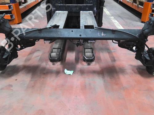 Used Rear axle NISSAN MICRA III (K12) 1.5 dCi (86 hp) 31065732