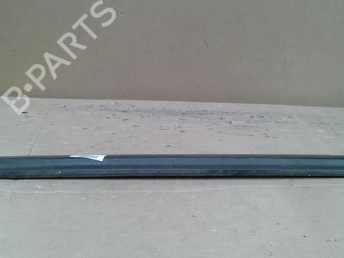 Dørlist CITROËN C4 I (LC_) 1.6 HDi (109 hp) 30484700