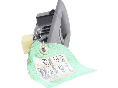 Used Right front window switch Right front window switch RENAULT CLIO IV Grandtour (KH_) 0.9 TCe 90 (90 hp) 33681230 33681230