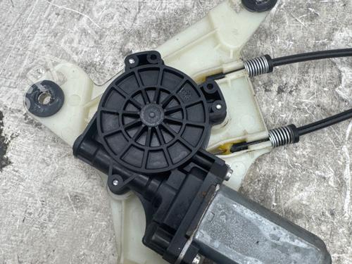 Front left window mechanism RENAULT MASTER III Van (FV) 2.3 dCi 135 FWD (FV0N, FV08, FV06, FV00, FV1S) | BP40613557C22 - Image 4