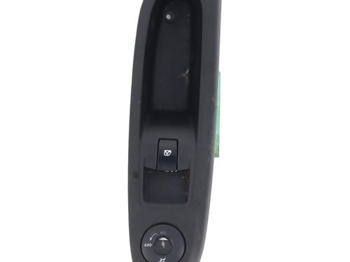 Used Right front window switch RENAULT CLIO II (BB_, CB_) 1.5 dCi (B/CB08) (82 hp) 28283540