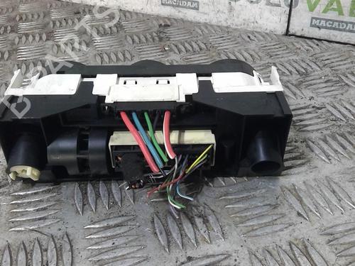 AC Styreenhet / Manøvreringsenhet VW POLO (9N_, 9A_) 1.2 12V (64 hp) 21816502