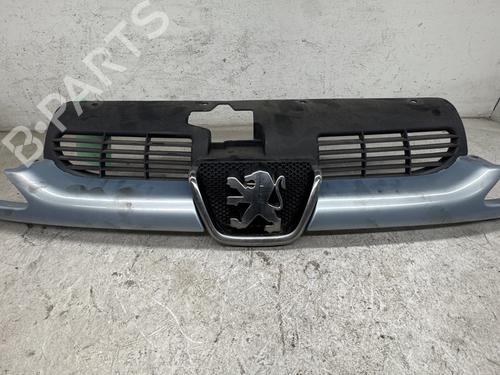 Used Grille Grille 37418807 37418807