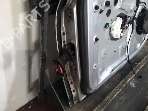 Right front door VW GOLF PLUS V (5M1, 521) 1.9 TDI | BP20356233C3 