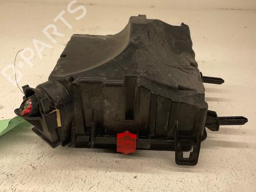 Sicherungskasten für Sicherungskasten RENAULT MEGANE III Coupe (DZ0/1_) 1.5 dCi (DZ09, DZ0D, DZ1F, DZ1G, DZ14, DZ29) (110 hp) 36761076 36761076