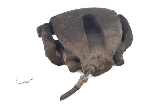 Used Left front brake caliper Left front brake caliper FORD FOCUS III Saloon 1.6 TDCi (115 hp) 23996131 23996131