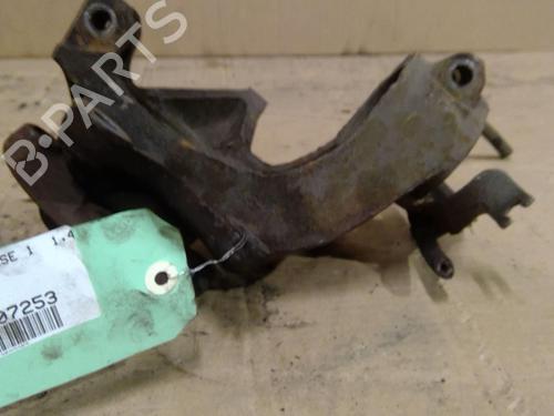 Used Left front steering knuckle CITROËN XSARA (N1) 1.4 i (75 hp) 28163642