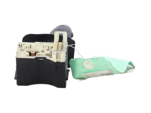 Used Steering column stalk Steering column stalk RENAULT CLIO II (BB_, CB_) 1.2 (BB0A, BB0F, BB10, BB1K, BB28, BB2D, BB2H, CB0A,... (58 hp) 31704548 31704548