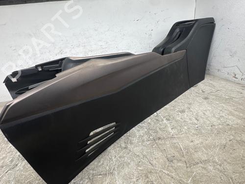 Used Middle console Middle console PEUGEOT 2008 I (CU_) 1.2 VTi (82 hp) 40440829 40440829
