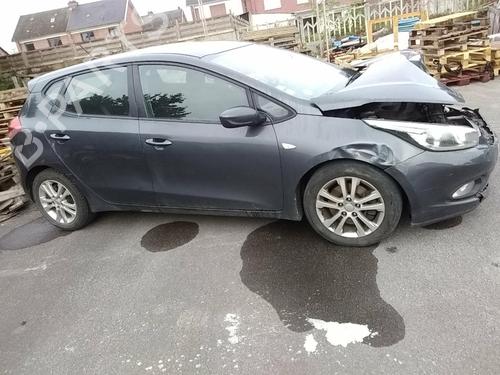 Front wiper motor KIA CEE'D (JD) 1.6 CRDi 110 | BP31983781M29 - Image 11