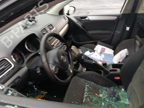 Front right seatbelt VW GOLF VI (5K1) 1.4 TSI | BP31818244I25  - Image 6