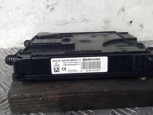 Used Fuse box Fuse box RENAULT LAGUNA III (BT0/1) 1.5 dCi (BT00, BT0A, BT0T, BT1J) (110 hp) 20368416 20368416