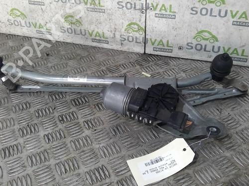 Used Front wiper motor DACIA LOGAN MCV (KS_) 1.5 dCi (KS04) (88 hp) 21816422