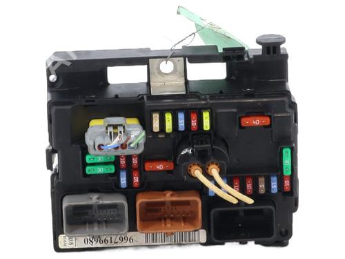 fuse-box-citroen-c3-ii-sc_-2009-31655375 main image