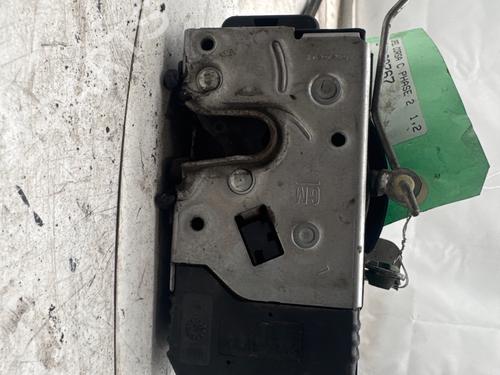 Used Front left lock Front left lock 37246012 37246012