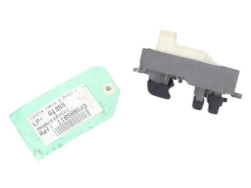 Left front window switch TOYOTA YARIS (_P9_) 1.4 D-4D (NLP90_, NLP90R) | BP31704419I27 