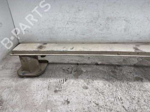 Soporte del paragolpes trasero Soporte del paragolpes trasero 38258117 38258117