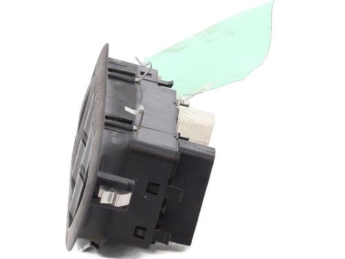 Used Left front window switch Left front window switch RENAULT LAGUNA II (BG0/1_) 1.8 16V (BG04, BG0B, BG0C, BG0V) (117 hp) 29758622 29758622