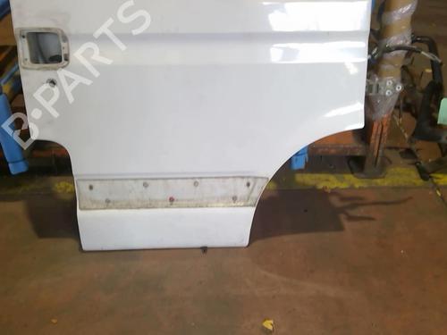 Used Right front door Right front door RENAULT MASTER II Van (FD) 2.8 dTI (FD0C, FD0F, FD2B, FD2F, FD3C, FD3F) (114 hp) 30398692 30398692