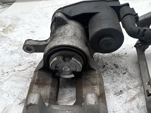 Right rear brake caliper BYD SEAL EV | BP39258142M106 - Image 9