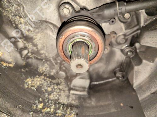 gearbox-dacia-sandero-ii-2012-40031236 main image
