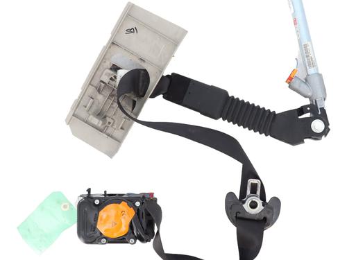 Used Front left seatbelt NISSAN QASHQAI II (J11, J11_) 1.5 dCi (110 hp) 32748269