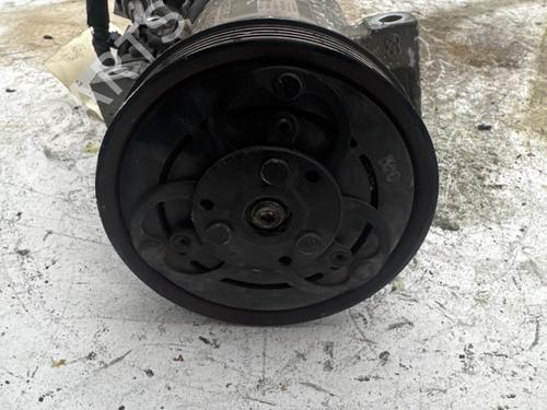 Used AC compressor AC compressor RENAULT CLIO IV (BH_) 1.5 dCi 75 (75 hp) 40289620 40289620