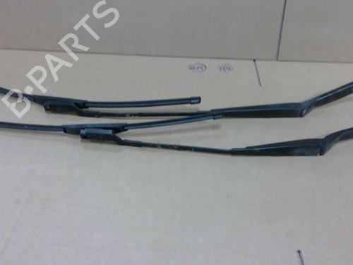 Used Front windshield wiper arm PEUGEOT 308 I (4A_, 4C_) 1.6 HDi (109 hp) 27161677