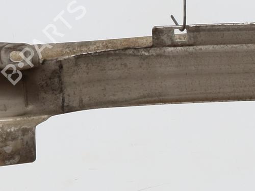 Used Front bumper reinforcement Front bumper reinforcement 28175047 28175047