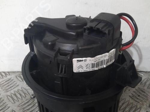 Used Heater blower motor Heater blower motor PEUGEOT 208 I (CA_, CC_) 1.6 HDi / BlueHDi 75 (75 hp) 20367147 20367147