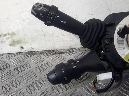 Used Steering column stalk Steering column stalk FIAT STILO Multi Wagon (192_) 1.9 JTD (126 hp) 20369384 20369384