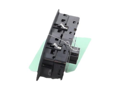 Used Left front window switch Left front window switch BMW 1 (F20) 118 d (150 hp) 35902670 35902670