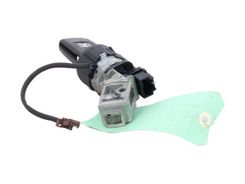 Used Ignition barrel PEUGEOT 3008 I MPV (0U_) 1.6 HDi (109 hp) 30056786