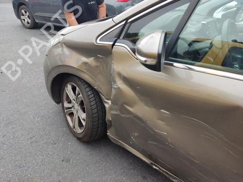 Left mirror PEUGEOT 208 I (CA_, CC_) 1.2 VTI 82 | BP32128549C26