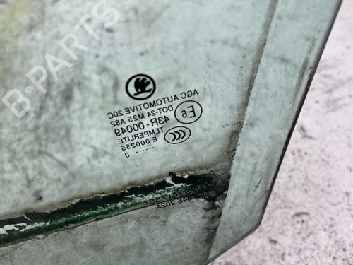 front-right-door-window-skoda-octavia-iii-5e3-nl3-nr3-2012-2013-2014-2015-2016-2017-2018-2019-2020-2021-40613939 main image