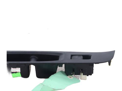Used Right front window switch Right front window switch TOYOTA YARIS (_P13_) 1.0 (KSP130_, KSP130) (69 hp) 22749006 22749006