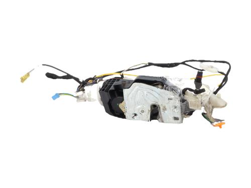 front-left-lock-mercedes-benz-s-class-w220-v220-1998-1999-2000-2001-2002-2003-2004-2005-39957779 main image