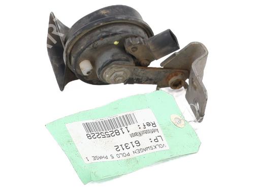 Used Horn VW POLO V (6R1, 6C1) 1.2 (70 hp) 31301898