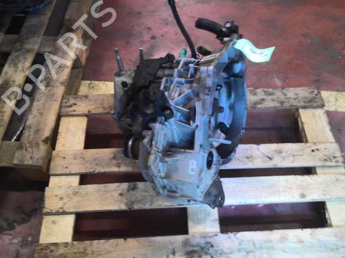 Used Gearbox Gearbox DACIA SANDERO III 1.0 TCe 100 ECO-G (101 hp) 27550752 27550752